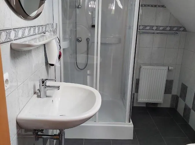 Maria Wallner 3* Bad Gams